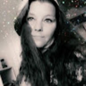 Meet your Posher, Tonia